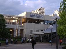 ��}���{�k���w