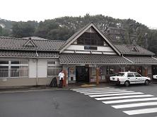 �i�q�����������w