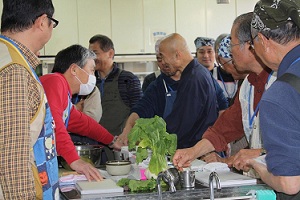 �u���̗l�q