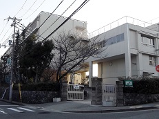 宝塚市立宝梅中学校