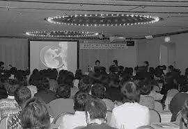 ���[�N�V���b�v�̗l�q