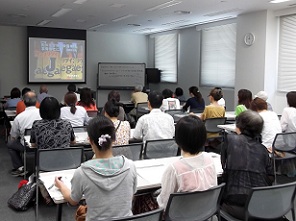 �u�t�E�g�c���F