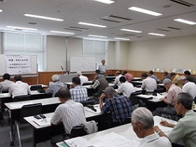 �u�t�E�g�c���F