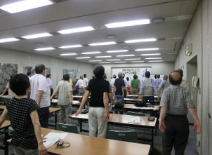 �u���̗l�q