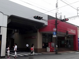 �i�q�����w�i�����j