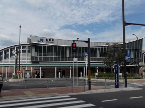 �i�q�R�A�{���T���w