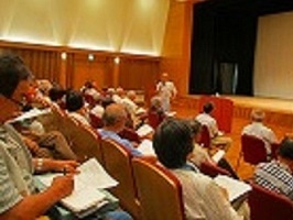 �u���̗l�q