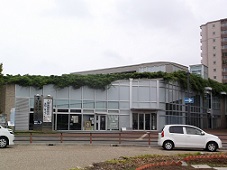 摂津市立コミュニティプラザ