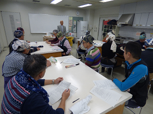 �u���̗l�q