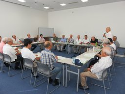 �u���̗l�q