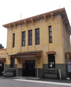 ��{�P�[�u������w