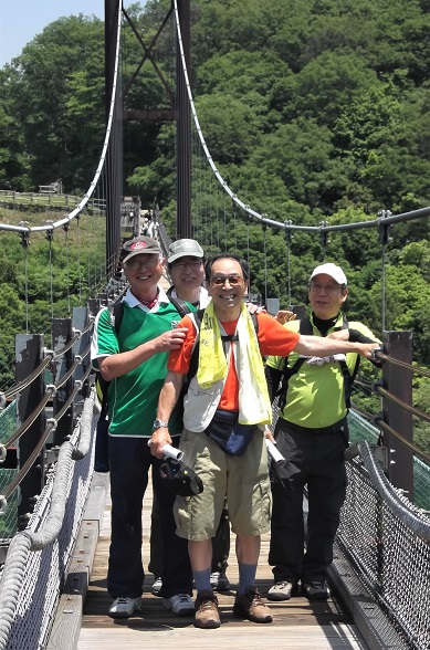 ���s�E�ق������n�n�C�L���O