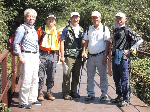 ���ɐ�k�J�E�����m�R���p���Ճn�C�L���O