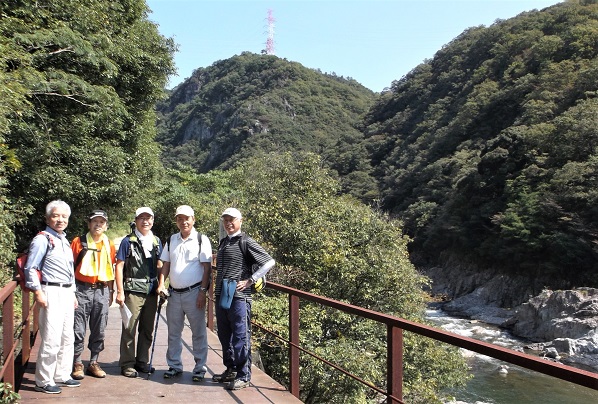 ���ɐ�k�J�E�����m�R���p���Ճn�C�L���O