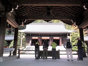 ���C���R�����U���E�ߍ]�_��