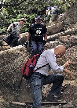 ���b�N�K�[�f��