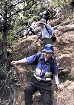 ���b�N�K�[�f��