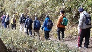 �r�c�܌��R�U��