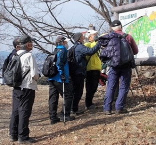 �r�c�܌��R�U��