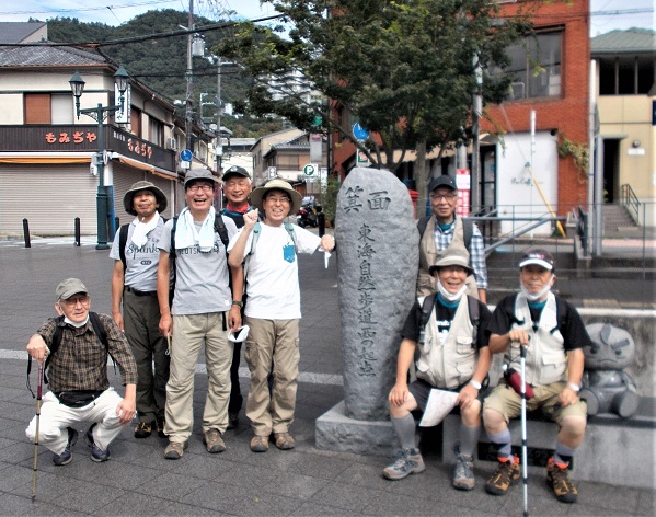 ���ʁE�u���C���R���� ���̋N�_�v�Δ�O