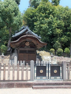 �߂򒹁E�b�����E�����c���q�钷��_