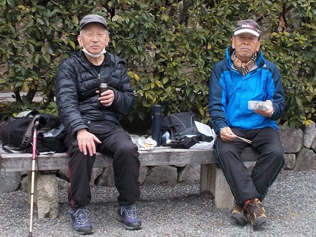 ���c�_�ЁE���莛���񂶂���̒�