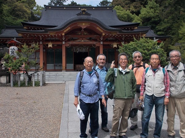 �������E�����V���{