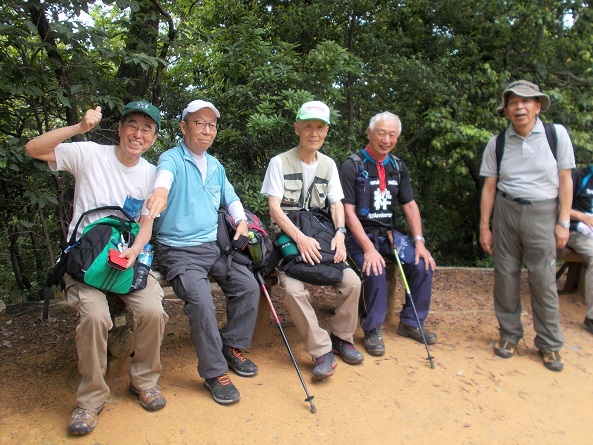 ���R�Ó��E���J����ŋx�e