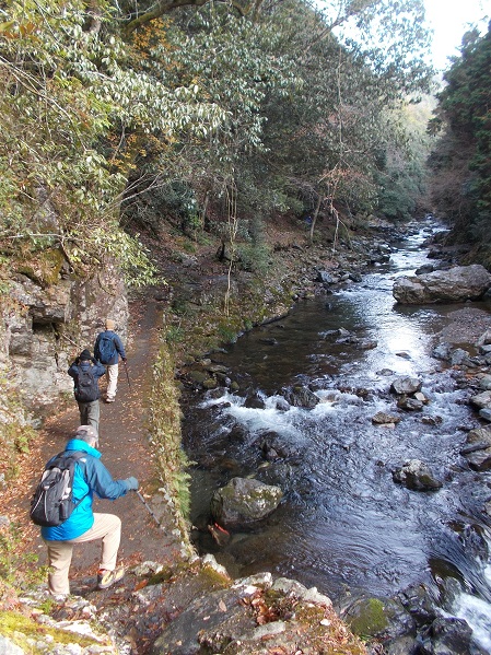 �ےË��E�͔�