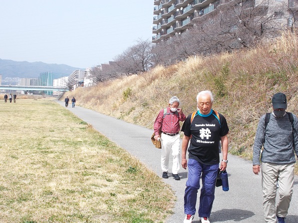武庫川川沿い下り・武庫川左岸