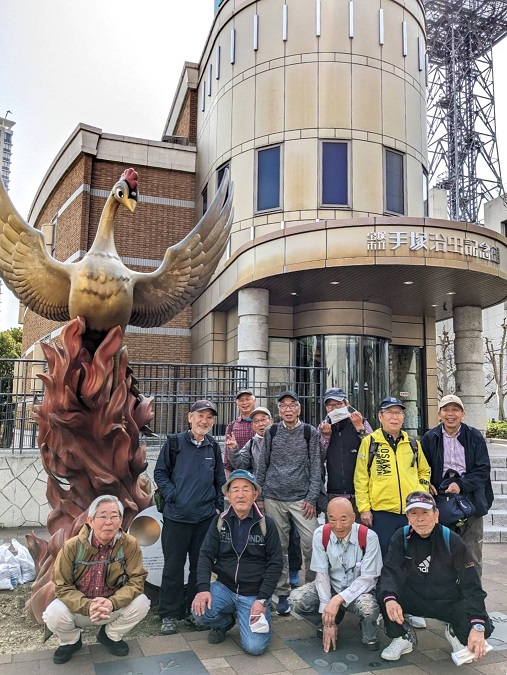 武庫川川沿い下り・手塚治虫記念館・平和モニュメント「火の鳥」