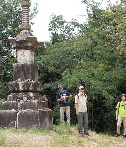 古市・道明寺古墳めぐり・玉手山公園・大阪夏の陣両軍戦死者供養塔