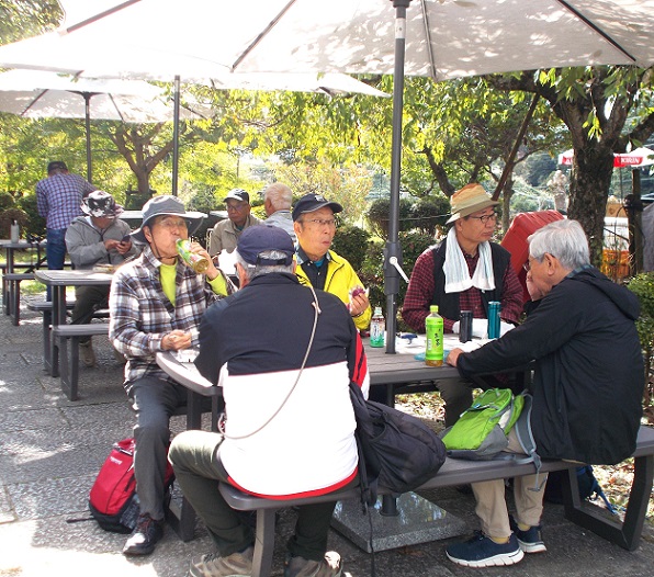 山の辺の道・長岳寺・山門・記念写真・吉田