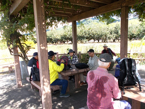 山の辺の道・休憩所