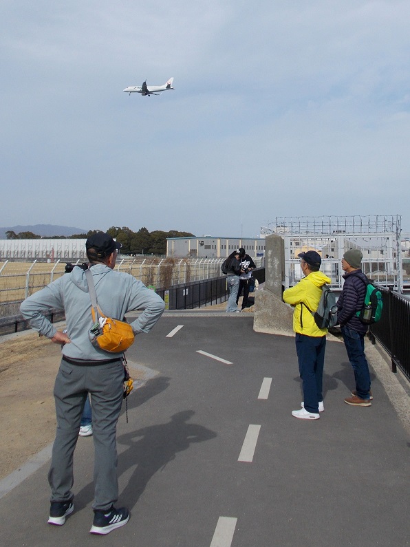 大阪空港ぐるり1周・千里川土手