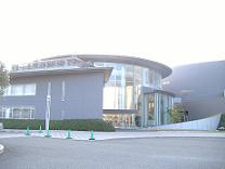 ����s�j�������Q��Z���^�[�i���邨���𗬊كG�N�����j