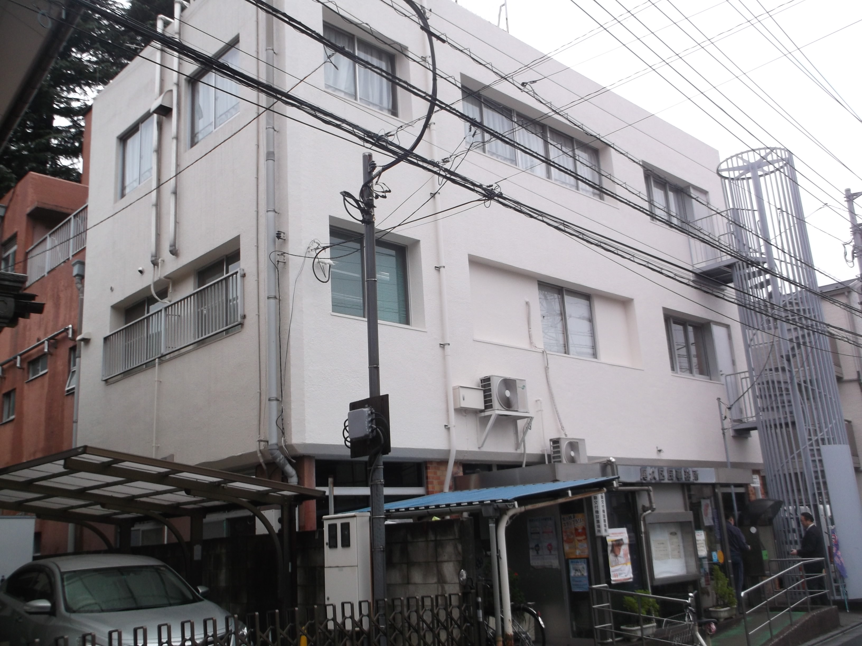 尾久区民事務所ひろば館