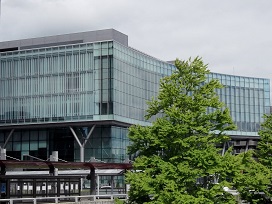 ����Č������𗬃Z���^�[�u�A�C�[�i�v