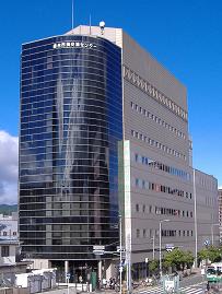 高槻市立総合市民交流センター