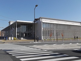 �����s����������