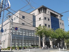 �͓�����s���s���𗬃Z���^�[�E�L�b�N�X