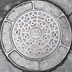 坂戸、鶴ヶ島下水道組合マンホール