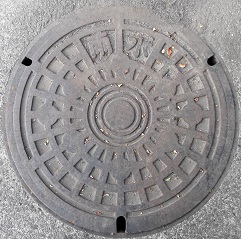 松山市マンホール