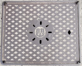 松山市マンホール