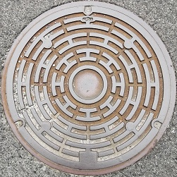 新見市マンホール