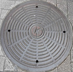 ���k�d�̓}���z�[��