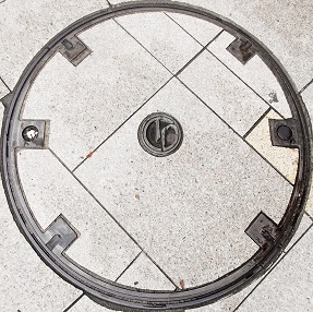 東北電力マンホール