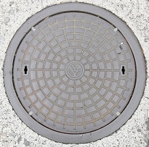 上野市マンホール