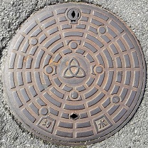 三郷町マンホール