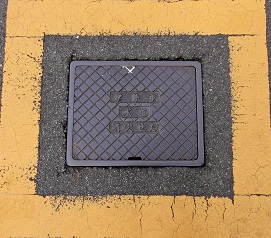 伊勢市消火栓マンホール